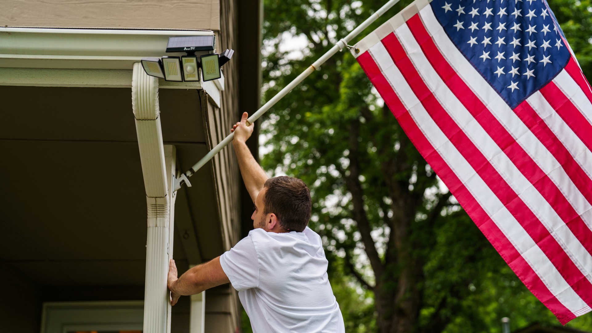 Contact Us image by Fellowship Home Loans Should You Use a VA IRRRL to Lower Your Mortgage Rate? featured image
